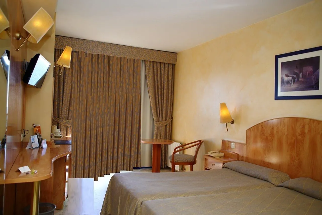 ****  Hotel Yaramar - Adults Recommended Fuengirola Španělsko