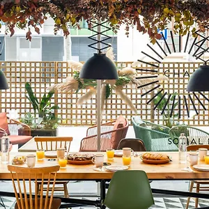 Ibis Plaza Glories 22@ 2*, Barcelona Spanien